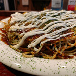 Okonomiyaki Junia - 肉玉そばイカ天トッピングマヨネーズかけ