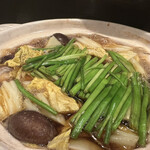 さと - 鶏とせりの鍋