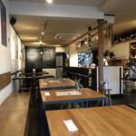 自然派ワインとアテ Ｆ - 店内