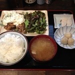 居酒屋 殿（シンガリ） - 鶏の唐揚げタルタルソース定食(750円)