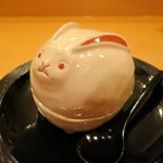 と村 - うさぎの器の中身は  (2012/12)