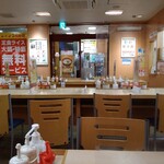 松屋 - 店内ピカピカですって～♪