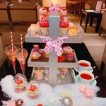 LOBBY LOUNGE - Christmas Pink Afternoon Tea 