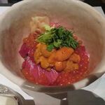 なだ万 - ミニ海鮮丼