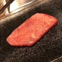 焼肉 ジャンボ はなれ - 黒系和牛上タン