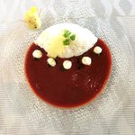 タンアンドレイ - 赤いカレー雪だるまセット 1180円 の赤いカレー