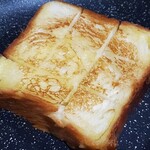 アンデ - やっぱりフライパンで焼く食べ方が1番好きです！！