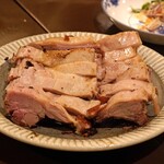 Senyou - 仔豚の丸焼き肉部分