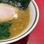ラーメン濱野家 - コクと旨味の強いスープ。