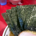 ラーメン濱野家 - 海苔増しは5枚100円。