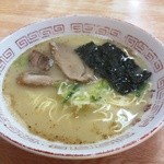 紅龍軒 - 長浜ラーメン（550円）