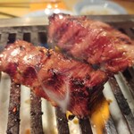 焼肉 穏 - 