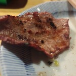焼肉 穏 - 