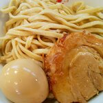 まる重 - 冷にすると麺のコシが更にアップ！