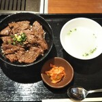 焼肉家 KAZU 神楽坂 - 