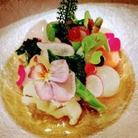 レストラン ラ フィネス - 全国4ヵ所から届く無農薬野菜を使った一皿