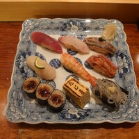 銀座 鮨 たじま - 平日限定のランチ　\1300(21-12)