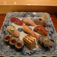 銀座 鮨 たじま - 平日限定のランチ　\1300(21-12)