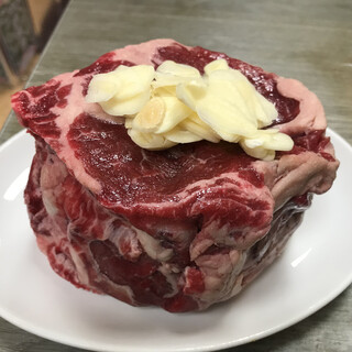 イベントやお祝いごとに♪圧巻の「リブロース１kgステーキ」