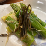 親爺 - アスパラの昆布締め