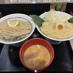 おいでやす通りにやってきた 宮田麺児 - 