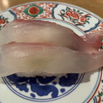 廻鮮寿司 塩釜港 - 〆は、「活ひらめ」で…