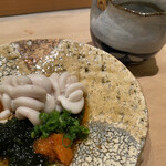 鮨 まつうら - 漂白を一切行わない腹出し白子　これを食べてから白子の白さに気を配るようになりました