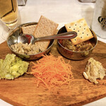 カリ～ アンド スパイスバル カリ～ビト - おつまみセットです