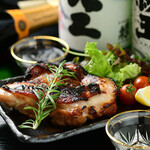 Kinsou chicken thigh grilled with salt koji