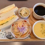 茶蘭花 - ホットコーヒー（モーニングサービスAセット）450円