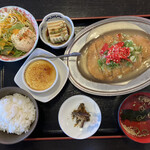 番豚～ - あんかけ豚カツ定食(珈琲付)950円　
大うどんをデザートに変更可能