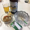 狐狸庵 - キャーーーチンカチンカの冷やっこいルービーヽ(´o｀
今日は633！

一服もキメれるなんて素晴らしい！！！

コレぞダメな大人の昼メシ♪



