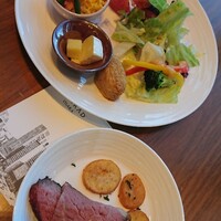 アトモス･イタリアンダイニング - ローストビーフうまし