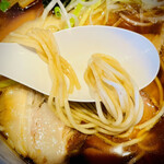 麺処びぎ屋 - 細めだがモチモチ感もある麺