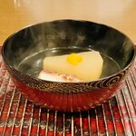 おが和 - ☆真鯛（鹿児島）と大根のお椀　　　　　　　　　　　　　　◎鰹と昆布の出汁は優しい味わい。