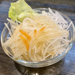 うなぎ 仙見 - 大根サラダ　お漬物に変えられる？