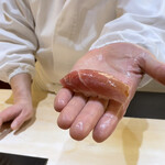 兄弟寿し - 産地㊙︎鮪トロ漬け