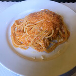 Jiyue Ru Rumu - トマトソースとリコッタチーズのスパゲティ