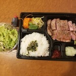 肉料理と赤ワイン ニクバルダカラ - 