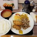 ランチハウス ミトヤ - カキフライとスパイシー焼肉のセット。