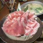 しゃぶしゃぶ豚々 心斎橋店 - 