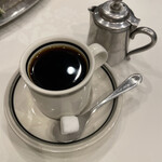 Resutoran Katsura - 一応コース料理のつくりなので最後にコーヒーが出た。