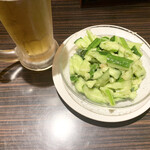 ニイハオ - 生ビールとたたききゅうり