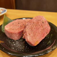 神戸焼肉 金虎 - 