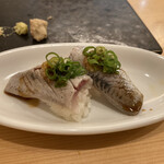 鮨 くぼた - イワシの握り
