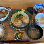 Nihon Ryouri Akka - 平日限定日替わりランチ1300円。これはお得！