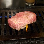 Yakiniku Takatouen - 分厚い牛タン元