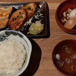 肉汁餃子のダンダダン - 