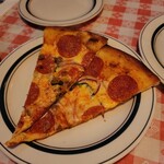 Byrd's Pizza & Ribs - 