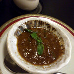 ナーガルジュナ - ラム肉のカレーをさらに辛くしたソース、シェフの配慮でお持ち頂きました（2012/12/18） 